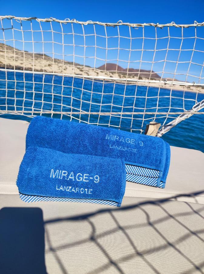Magnifico Barco En La Graciosa Hotell Caleta de Sebo Eksteriør bilde