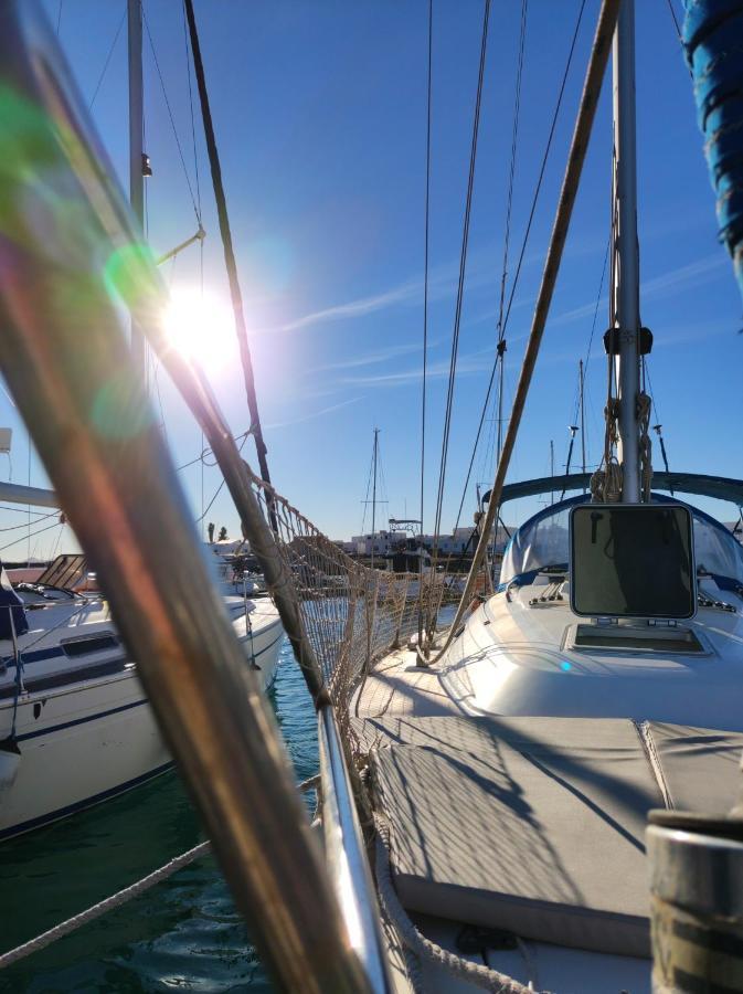 Magnifico Barco En La Graciosa Hotell Caleta de Sebo Eksteriør bilde